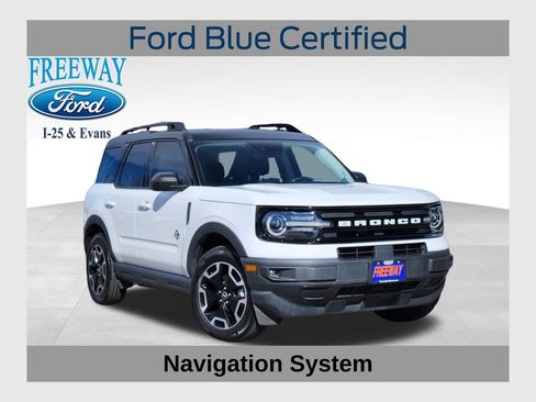 Certified 2024 Ford Bronco Sport Outer Banks w/ Tech Package AWD/4WD image 1