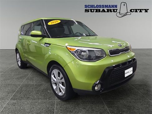 Used 2016 Kia Soul + image 11