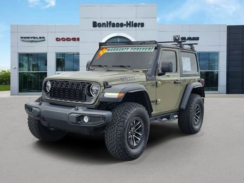 Used 2025 Jeep Wrangler Sport image 3
