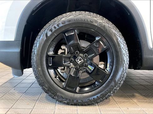 Used 2025 Honda Ridgeline Black Edition image 32