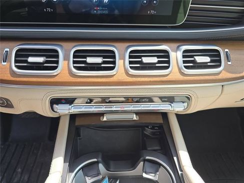 Certified 2022 Mercedes-Benz GLS 450 4MATIC image 30