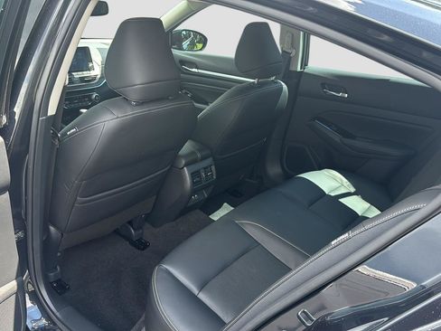 Used 2021 Nissan Altima 2.5 Platinum AWD/4WD image 27