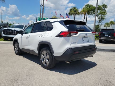 Used 2024 Toyota RAV4 XLE FWD image 7
