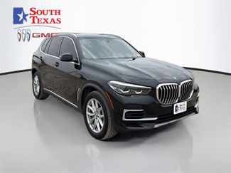 Used 2022 BMW X5 xDrive40i AWD/4WD video 1