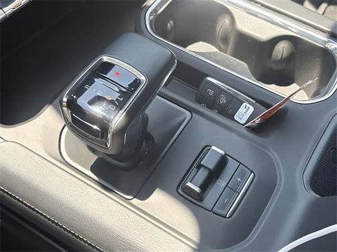 Certified 2024 GMC Sierra 1500 Denali w/ Technology Package image 16