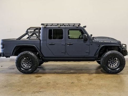 Used 2022 Jeep Gladiator Rubicon w/ Cold Weather Group image 36