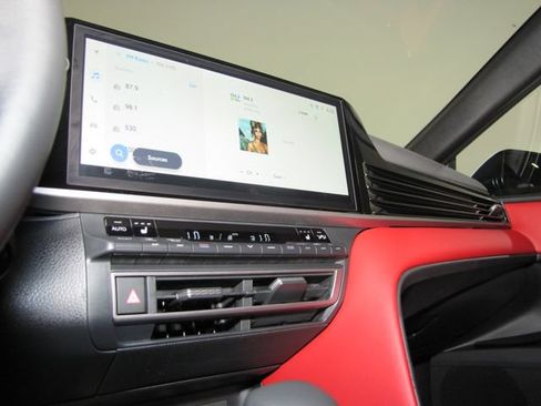 Used 2026 Toyota Camry XSE FWD image 7