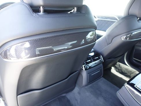 New 2025 Audi S8 image 22