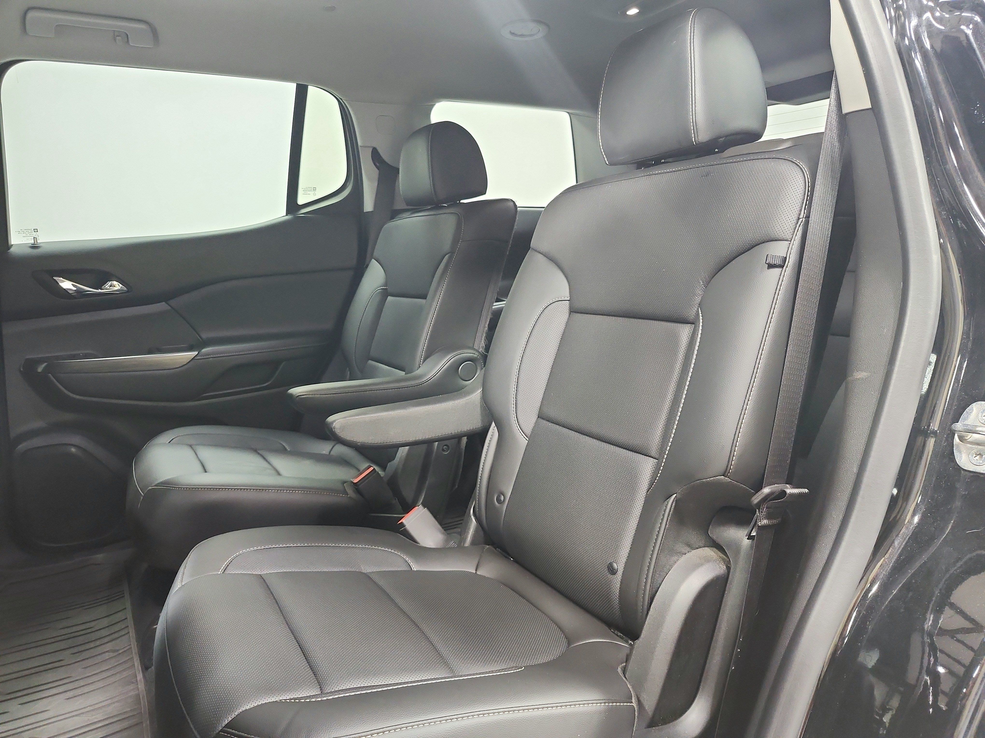 Used 2020 GMC Acadia SLT w/ LPO, Black Accent Package FWD image 36