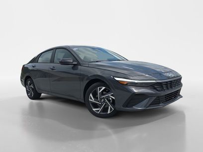 New 2025 Hyundai Elantra SEL