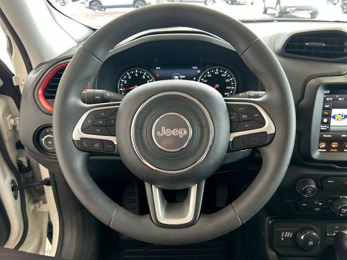 Used 2023 Jeep Renegade Latitude AWD/4WD image 15