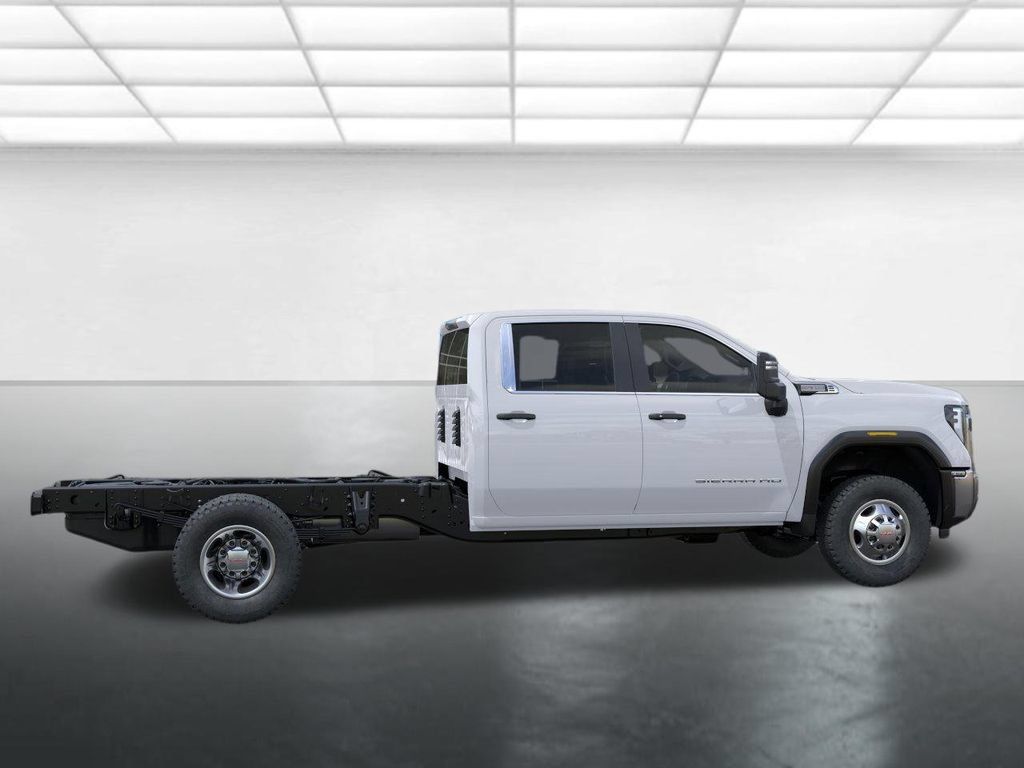 New 2026 GMC Sierra 3500 Pro w/ Convenience Package AWD/4WD image 5