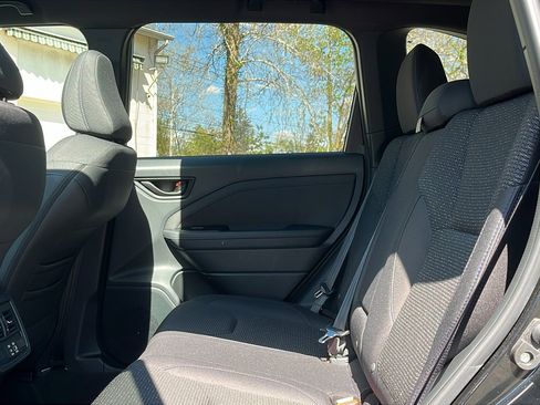 Certified 2025 Subaru Forester Premium AWD/4WD image 22