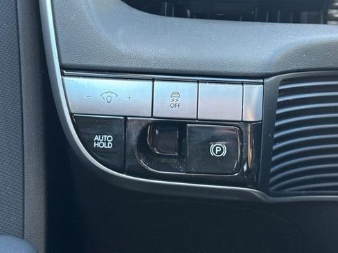 Used 2024 Hyundai Ioniq 5 SE image 41