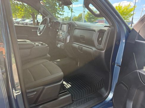 Used 2025 Chevrolet Silverado 2500 Custom w/ Custom Convenience Package AWD/4WD image 16