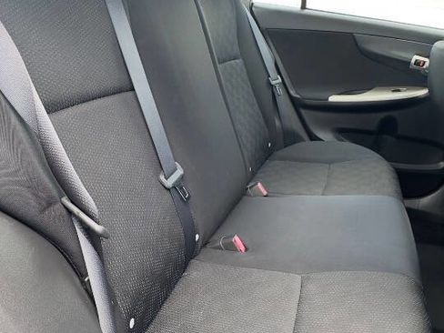 Used 2010 Toyota Corolla S image 12