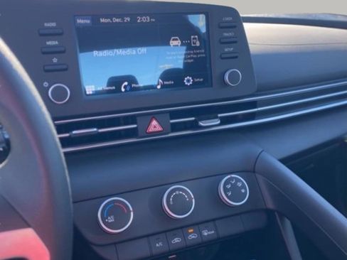 New 2026 Hyundai Elantra SE image 20