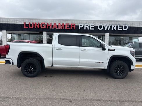 Used 2022 GMC Sierra 1500 AT4X image 5