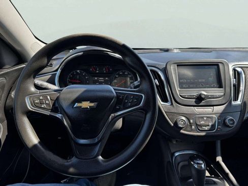 Used 2016 Chevrolet Malibu LT image 30