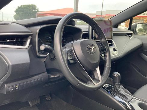 Used 2024 Toyota Corolla SE FWD image 8