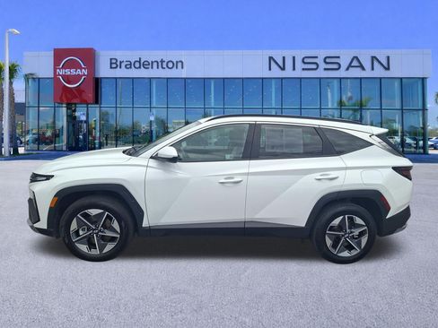 Used 2025 Hyundai Tucson SEL AWD/4WD image 8