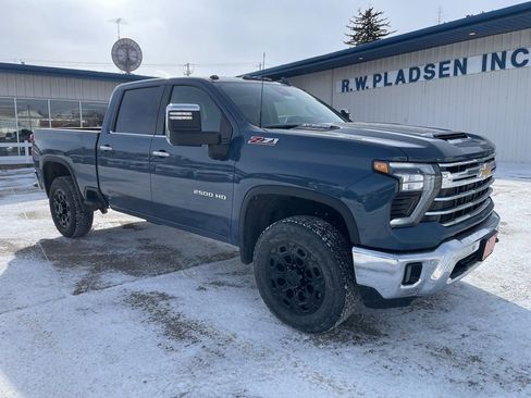 New 2026 Chevrolet Silverado 2500 LTZ w/ LTZ Convenience Package image 19