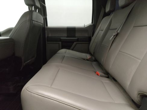Used 2019 Ford F150 XL w/ Equipment Group 101A Mid AWD/4WD image 18