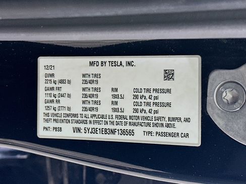 Used 2022 Tesla Model 3 Long Range AWD/4WD image 12