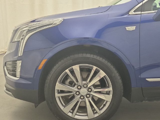 Used 2024 Cadillac XT5 Premium Luxury w/ LPO, Floor Liner Package AWD/4WD image 29
