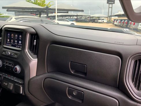 Used 2024 Chevrolet Silverado 2500 Custom w/ Custom Convenience Package AWD/4WD image 18