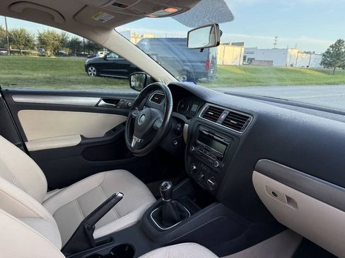 Used 2014 Volkswagen Jetta TDI FWD image 32