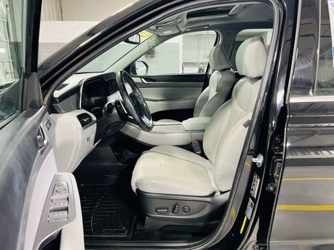 Used 2022 Hyundai Palisade SEL w/ Premium Package FWD image 24