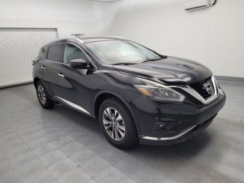 Used 2018 Nissan Murano SL FWD image 11