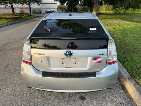 Used 2011 Toyota Prius Two FWD image 5