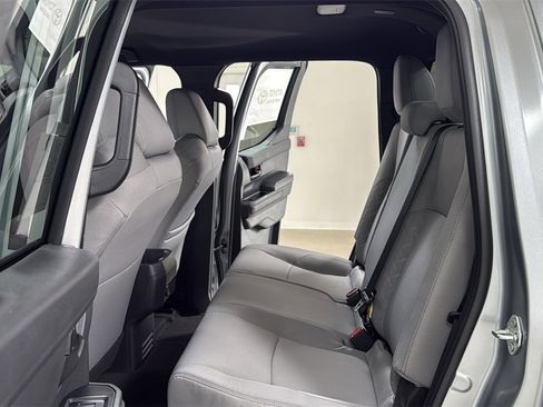 New 2025 Toyota Tacoma SR5 image 15