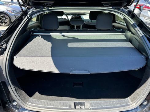Used 2022 Toyota Prius LE FWD image 20
