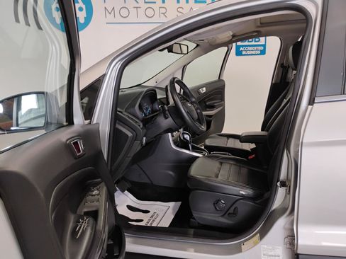 Used 2019 Ford EcoSport Titanium w/ Interior Protection Package FWD image 28