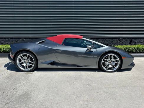 Used 2016 Lamborghini Huracan LP 610-4 AWD/4WD image 10