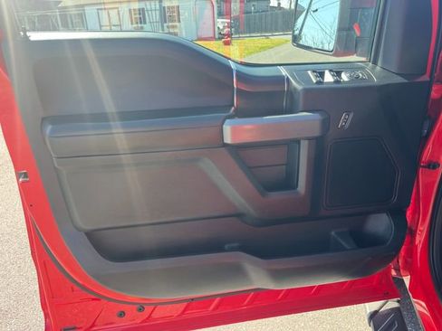 Used 2018 Ford F150 XLT w/ Equipment Group 302A Luxury image 11