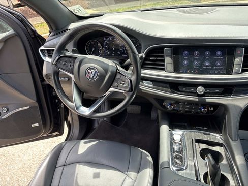 Used 2022 Buick Enclave Premium FWD image 28