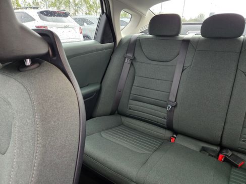 Certified 2025 Kia K4 EX image 12