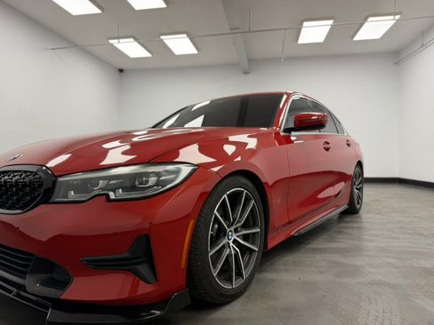 Used 2020 BMW 330i xDrive Sedan w/ Convenience Package AWD/4WD image 19