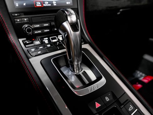 Used 2022 Porsche 718 Boxster Spyder image 14