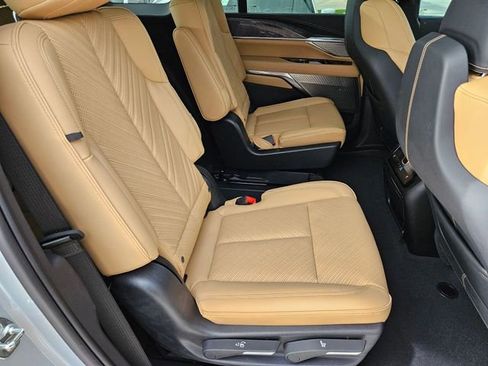 New 2025 Cadillac Escalade IQ Sport 2 image 29