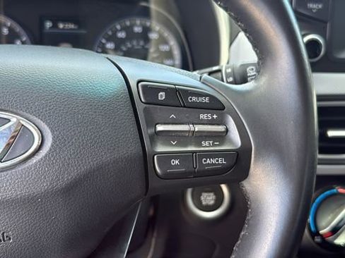 Used 2021 Hyundai Kona SEL w/ Cargo Package FWD image 19