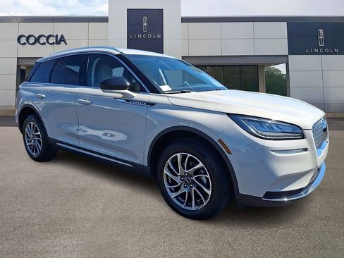 Used 2022 Lincoln Corsair AWD w/ Equipment Group 101A image 3