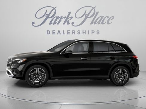 Certified 2026 Mercedes-Benz GLC 300 4MATIC image 4