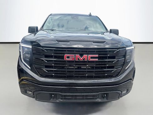 Used 2025 GMC Sierra 1500 Elevation AWD/4WD image 2