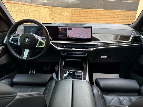 Certified 2024 BMW X5 xDrive40i w/ M Sport Package image 8