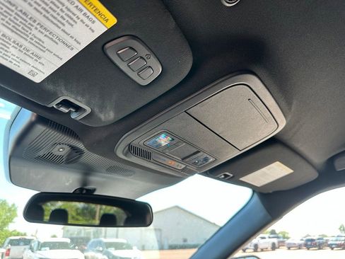 Used 2025 Ford Explorer ST-Line AWD/4WD image 19